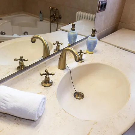 Villa Mediterranean Pool - Unik Vacation